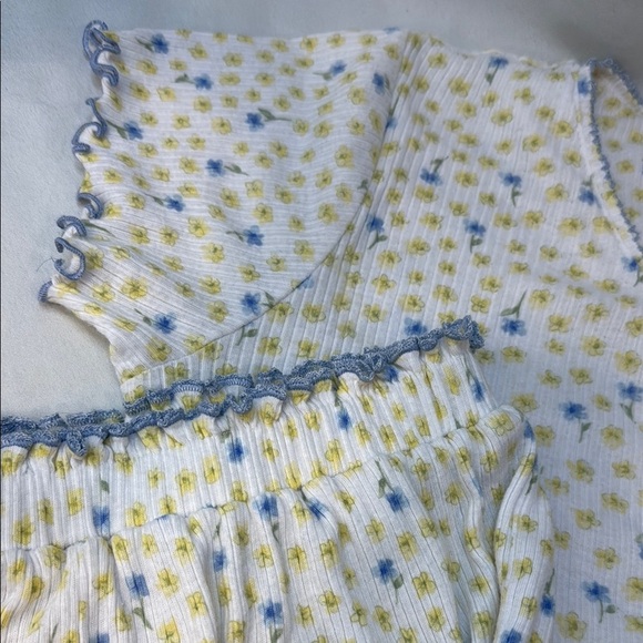 Vintage Earth Angels Floral Pajama Set, ruffled hems, sz Med &Small, *READ - Picture 2 of 11